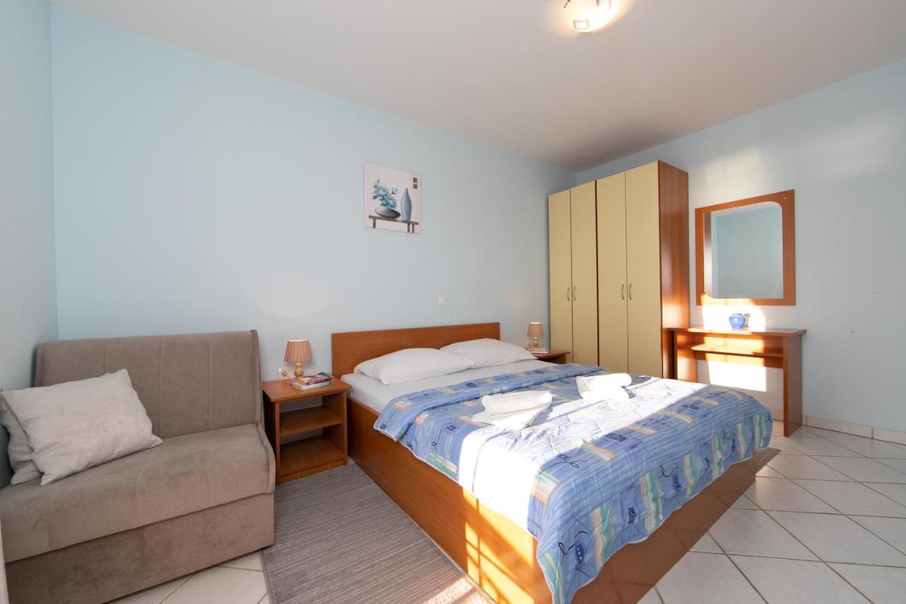 Apartments Simovic Tucepi Exterior photo